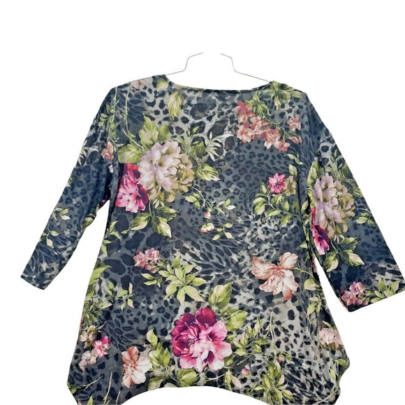 Time & Tru Women's Sublimation Long Sleeve Floral Blouse Med 8-10 NWT - Picture 9 of 12